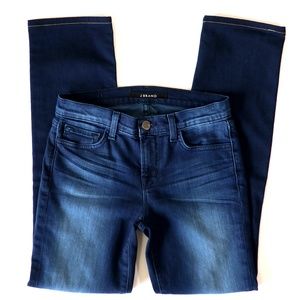 Mid-rise "Cigarette Leg" jeans in color "Avalon"